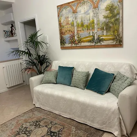Villa Bifamiliare Per Famiglie Con Giardino. דירה קוואלינו-טראפורטי